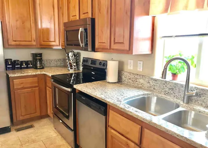Rustic In Powell, Arizona, Perfect For A Weekend Getaway Holiday home