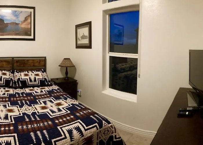 Rustic In Powell, Arizona, Perfect For A Weekend Getaway Page