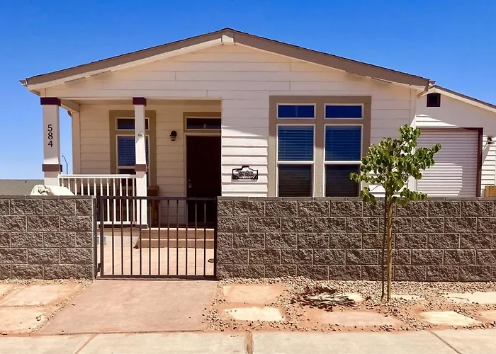 Rustic In Powell, Arizona, Perfect For A Weekend Getaway Holiday home *