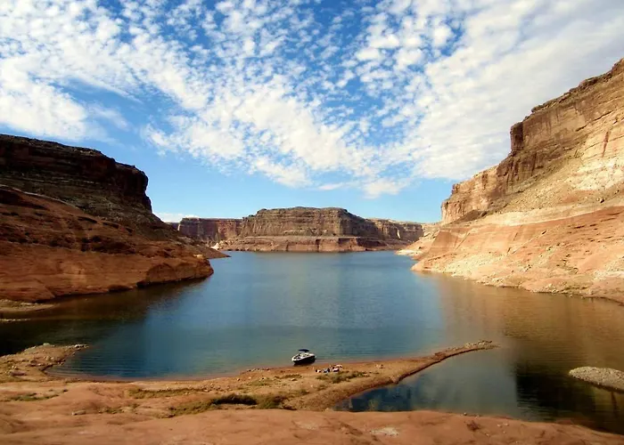 Rustic In Powell, Arizona, Perfect For A Weekend Getaway Holiday home *